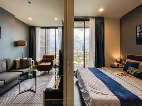SK099/ขายคอนโด OKA HAUS Sukhumvit 36 ห้องสวย วิวสระ ชั้นกลาง ทำเลสุขุมวิท พร้อมอยู่ทันที