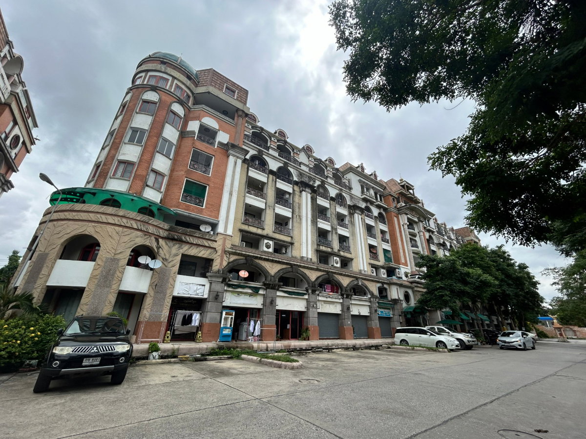 รูป BCN 1568 : ฌ็องเซลิเซ่ ติวานนท์-แจ้งวัฒนะ  - รูปที่ 2/18
