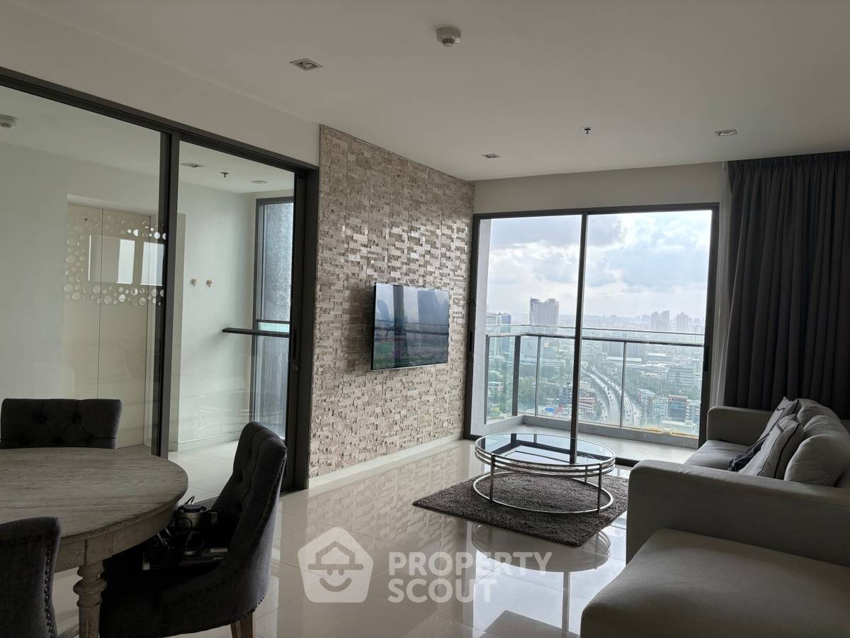picture High-Floor 2-BR 77 Sqm Star View Condo, Near BTS/ MRT (ID 2749235) - 5/11