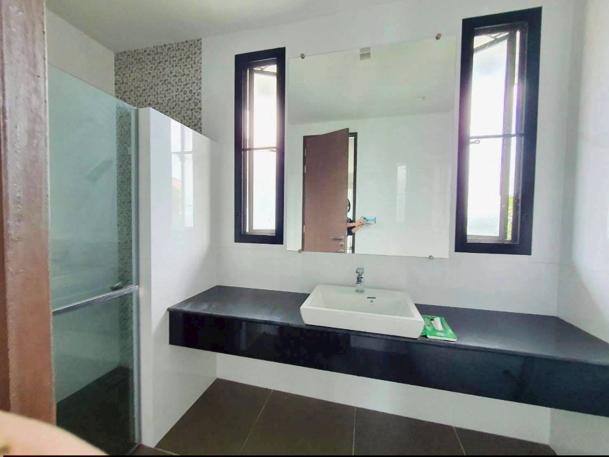 picture #L126ð230369 House for rent Sammakorn Rangsit â Klong 7 - 10/12