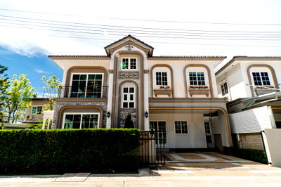 บ้านเดี่ยว วิทยาลัยนานาชาติราฟเฟิลส์ : Grandio Bangna KM.5 4 bedrooms, for sale