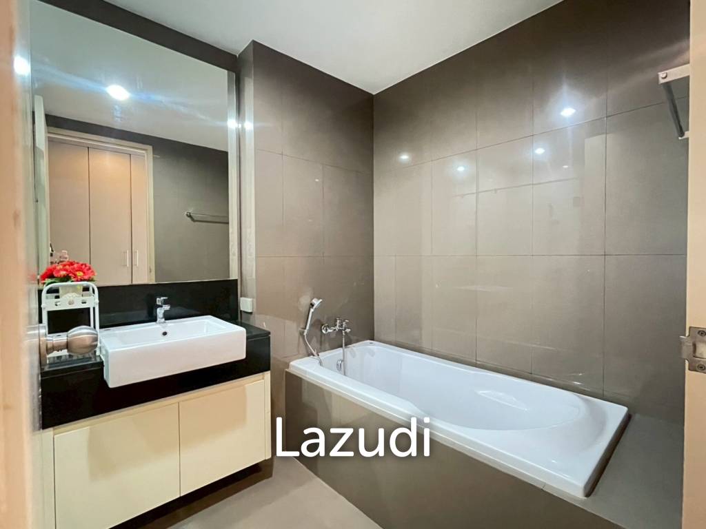 รูป 55 SQM 1 Bed 1 Bath Condo For Rent in Siri On 8 - รูปที่ 11/11