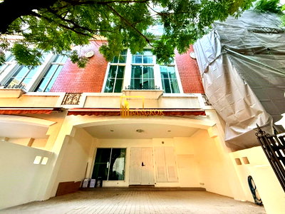 Townhouses for rent J Avenue Thonglor : Baan Klang Krung Thonglor | Charming 4 Bedroom Townhouse - BR8694TH