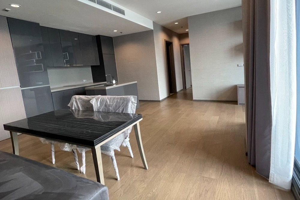 รูป 🔥 ขายขาดทุน !! The Diplomat Sathorn, 3 ห้องนอน, 3 ห้องน้ำ, วิวฝั่งมหานคร, ห้องทิศตะวันออก!!🔥 Code C20221201627 แต่งครบ, ราคาพิเศษ!!📣📣 - รูปที่ 4/8