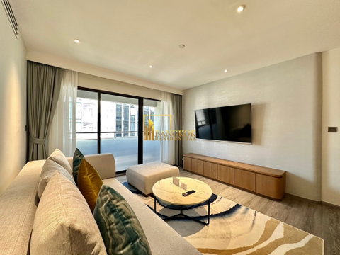 Contemporary 2 Bedroom Serviced Apartment in Phloen Chit - BR30230SA