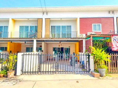 ขายทาวน์โฮม : ฟรีโอน ขายทาวน์เฮ้าส์ บ้านสวนพฤกษา ซอย 12 หน้าบ้านหันทิศใต้ ถนนหน้าบ้านกว้าง พร้อมเข้าอยู่ อยู่สบาย ลมดี