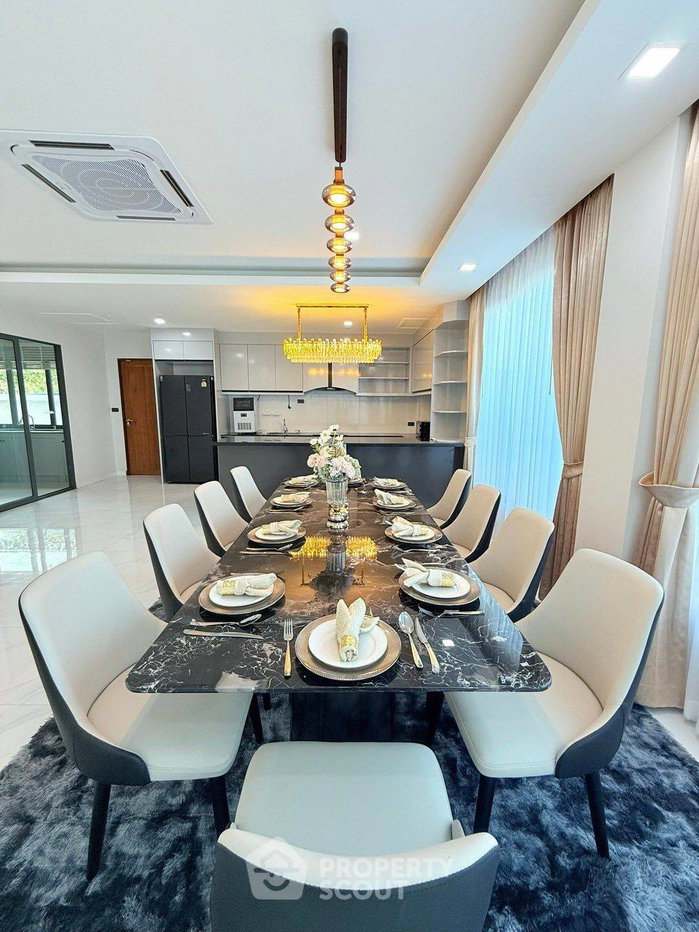 picture 6-BR House For Rent 587 Sqm In Bang Lamung, Chon Buri 🏡 (ID 2093749) - 3/9
