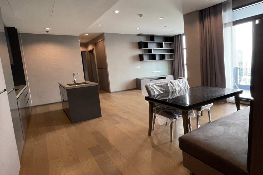 รูป 🔥 ขายขาดทุน !! The Diplomat Sathorn, 3 ห้องนอน, 3 ห้องน้ำ, วิวฝั่งมหานคร, ห้องทิศตะวันออก!!🔥 Code C20221201627 แต่งครบ, ราคาพิเศษ!!📣📣 - รูปที่ 1/8