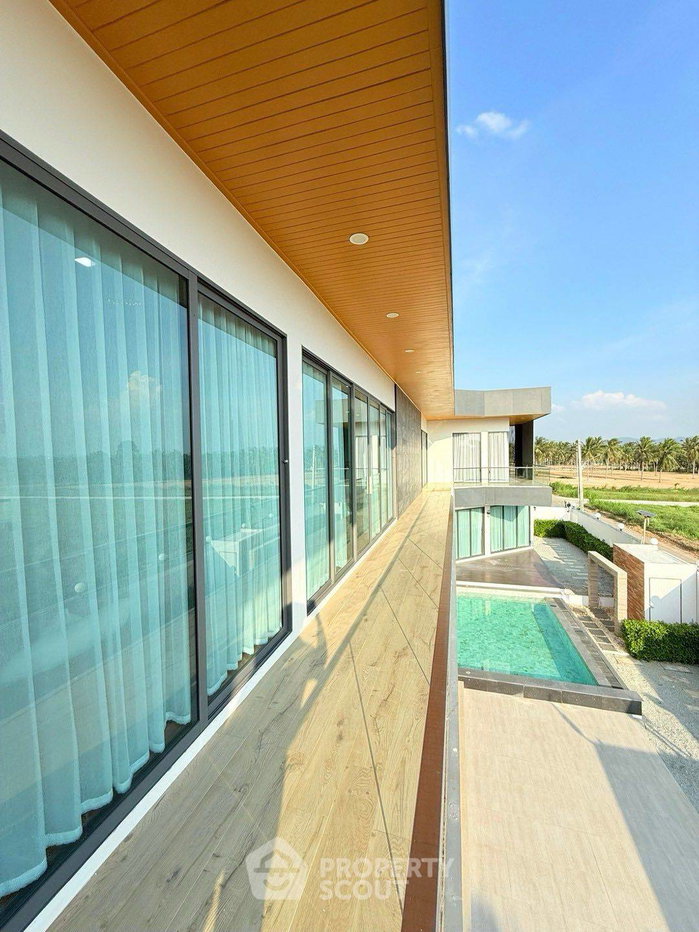 picture 6-BR House For Rent 587 Sqm In Bang Lamung, Chon Buri 🏡 (ID 2093749) - 6/9