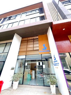 ขายอาคารพาณิชย์ : ขายด่วนอาคารพาณิชย์4ชั้นพร้อมลิฟท์ใกล้ตลาดไทย