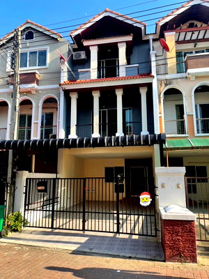 เช่าทาวน์โฮม ดรีมเวิลด์ : 🏡✨ ทาวน์โฮมทำเลทอง “ม.ภุมรินทร์” ติดเซียร์รังสิต 3 ห้องนอน 4 ห้องน้ำพร้อมเข้าอยู่! 🌏 รับลูกค้าต่างชาติ / จดบริษัท