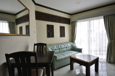 Studio Condo for Rent at Jomtien Beach Condominium in Pattaya