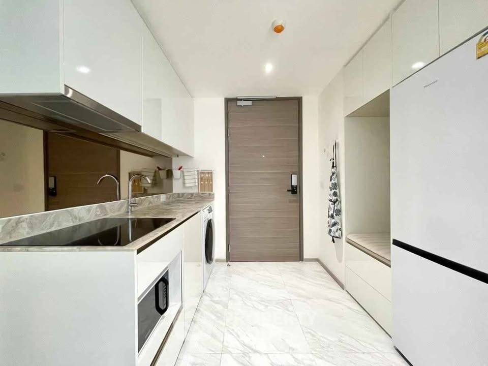 รูป คอนโด 2 ห้องนอน ขาย ที่ ฟินน์ อโศก ใกล้ BTS อโศก 400 ม. (ID 2351247) - รูปที่ 3/5