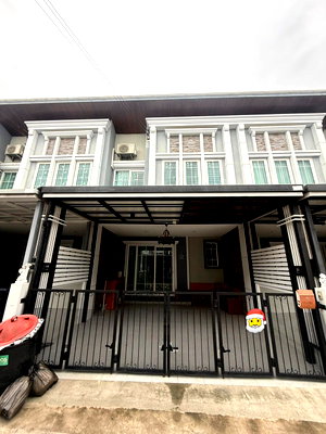 ทาวน์โฮมให้เช่า : 🏡✨ ปล่อยเช่า Townhome โครงการ Golden Town สุขุมวิท-แบริ่ง 4 ห้องนอน 3 ห้องน้ำสุขุมวิท 76 ทำเลศักยภาพ ใกล้ BTS