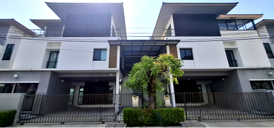 ขายบ้านเดี่ยว : บ้านเดี่ยว 123.5 ตร.วา โครงการ บ้านลุมพินี สวนหลวง ร.9 กรุงเทพมหานคร ประเวศ กรุงเทพมหานคร 28.6M