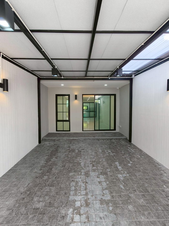 รูป 🏠🔥 ทาวน์โฮม 2 ชั้น ย่านมีนบุรี–รามอินทรา ทำเลฮิต เดินทางง่าย พร้อมอยู่ทันที 🔥🏠 - รูปที่ 24/30