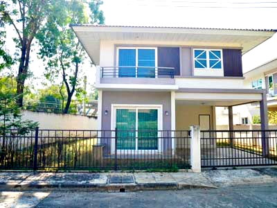 Houses for sale Chiang Mai : House at Supalai Bella Village for sale!, Nongkwai, Hang Dong Close to Lanna international schoo