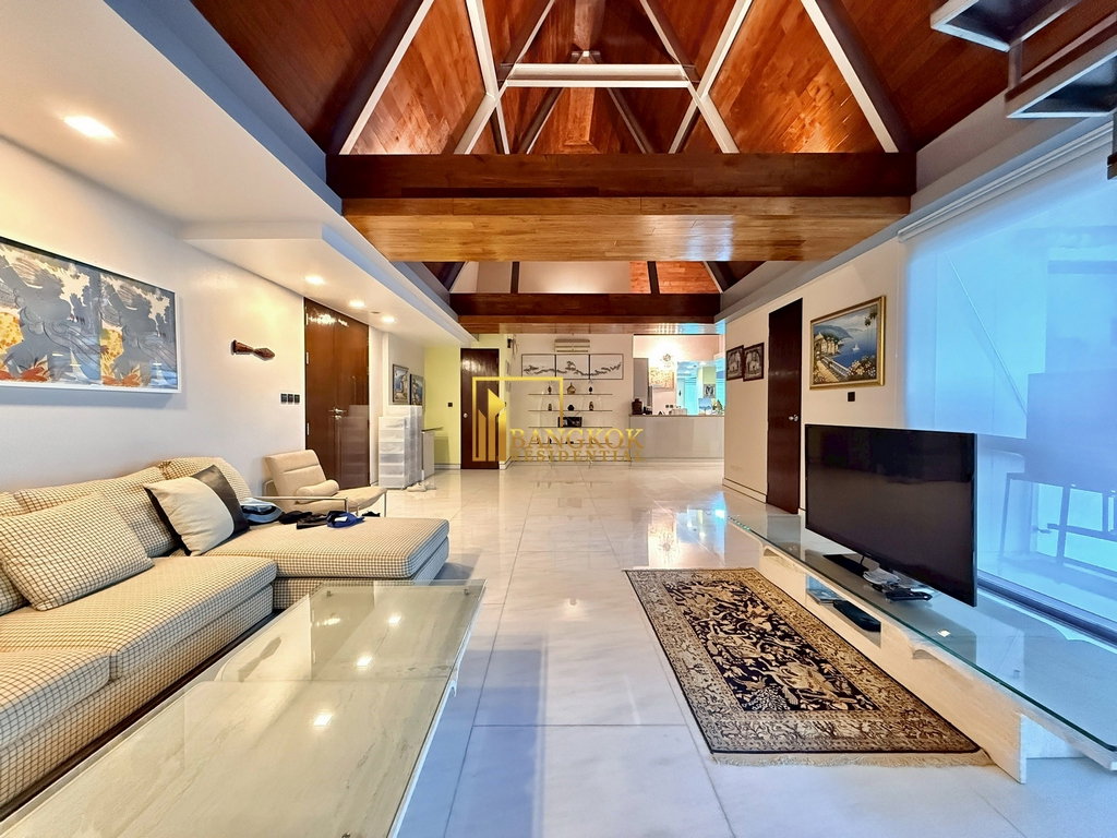 รูป Baan Saraan | Stylish 3 Bedroom Penthouse Condo in Phrom Phong - BR4175CD - รูปที่ 3/49