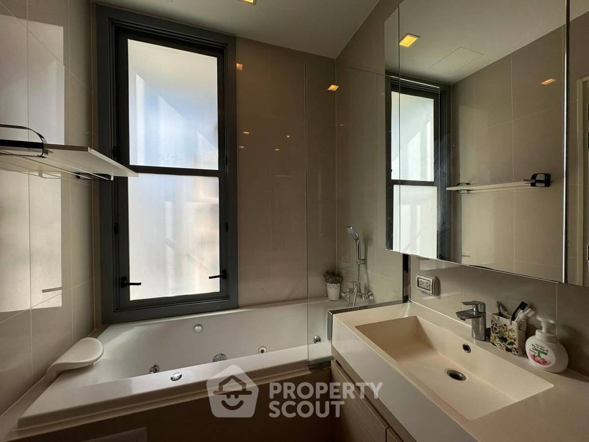 picture Well-Priced 2-BR 60 Sqm At Q Asoke, 20th-Floor Near MRT Phetchaburi (100m) (ID 2760308) - 7/11