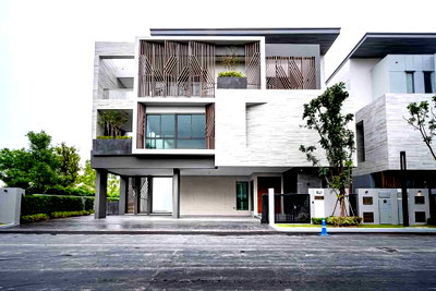 Houses for sale สถาบันเทคโนโลยีไทย-ญี่ปุ่น : 📣📣 For sale The Gentry Patthanakan 2 Single house 5 Bedrooms Please typing 0974164645, Line: JKJK4645 instead of pressing the button.