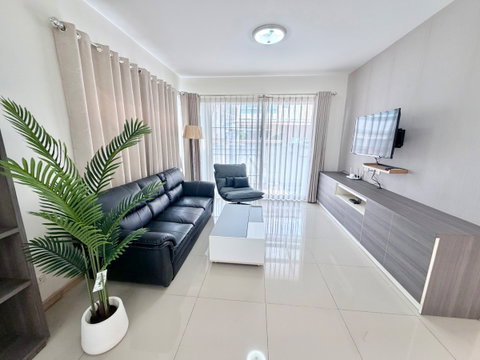 Luxury House nice&clean Fully furnished Casa Ville Sriracha near shopping mall J-park Sriracha Chonburi