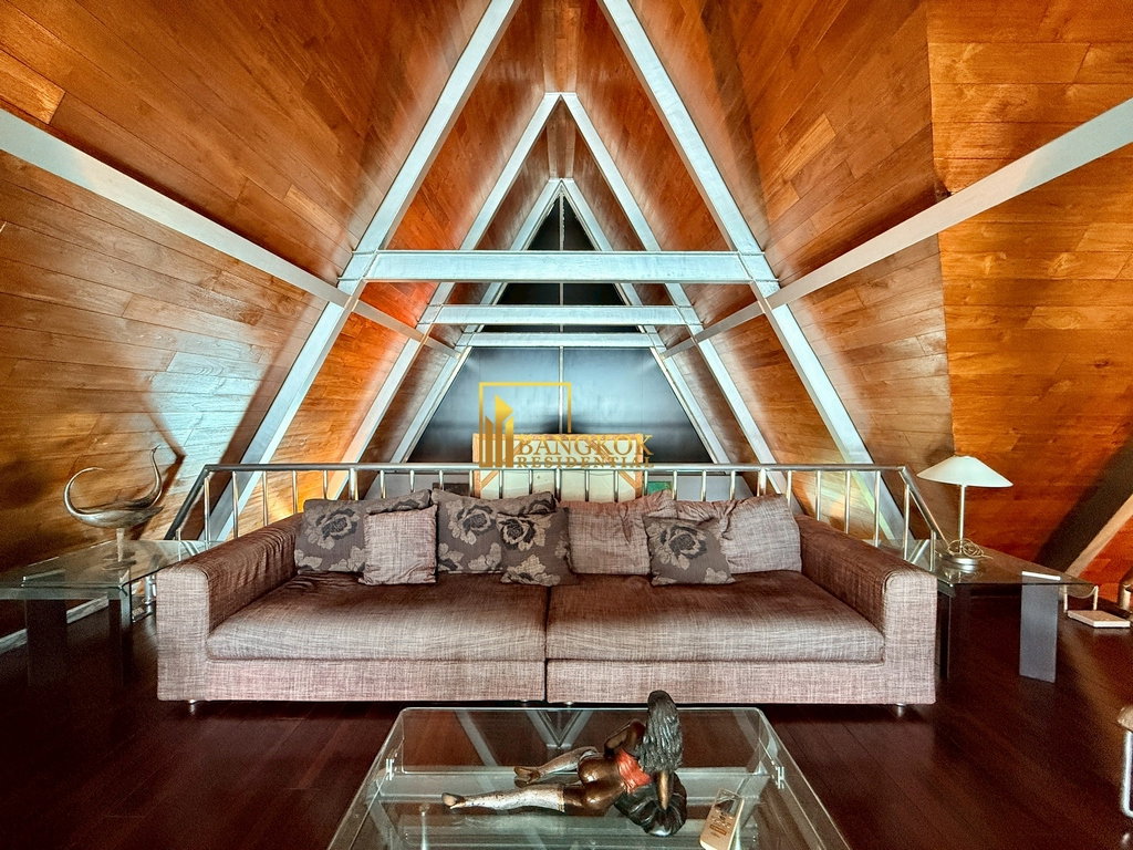 รูป Baan Saraan | Stylish 3 Bedroom Penthouse Condo in Phrom Phong - BR4175CD - รูปที่ 30/49