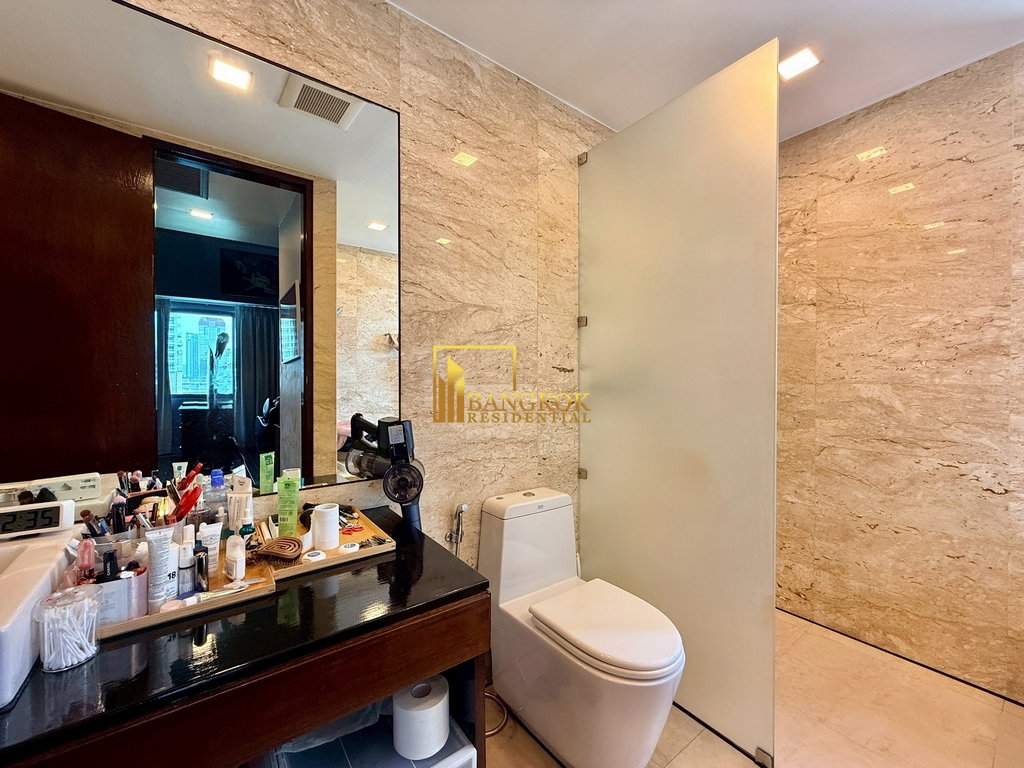 รูป Baan Saraan | Stylish 3 Bedroom Penthouse Condo in Phrom Phong - BR4175CD - รูปที่ 35/49