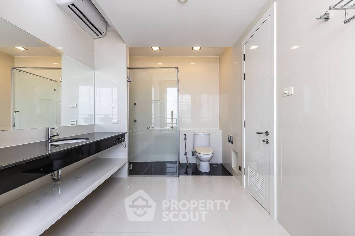 รูป คอนโด 2 ห้องนอน 148 ตร.ม. ชั้น 18 ขาย ที่ ลา รอยัล บีช คอนโด (ID 1863499) - รูปที่ 19/34