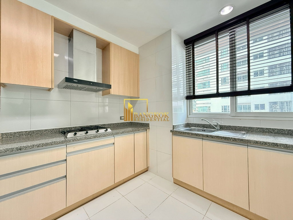 รูป Spacious 2 Bedroom Apartment For Rent in Phrom Phong - BR20883AP - รูปที่ 11/43