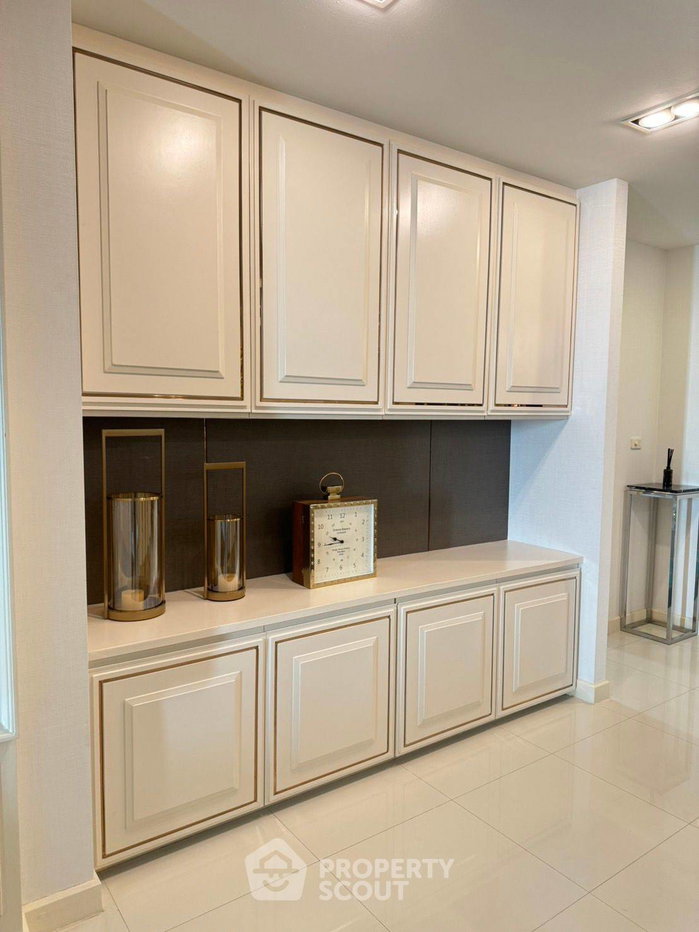 รูป คอนโดมิเนียม 3 ห้องนอน 268 ตร.ม. ชั้นสูง 30 ชั้น ขาย La Royale Beach Condo ใกล้พัทยา (ID 1901986) - รูปที่ 15/21