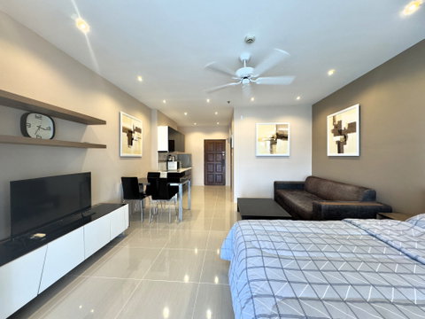 Studio Condo for Sale in Jomtien Pattaya at View Talay 5D