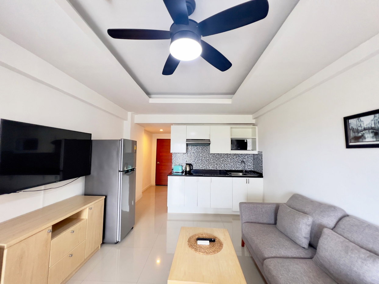 รูป Studio Condo for Rent at Jomtien Beach Condominium in Pattaya - รูปที่ 4/14