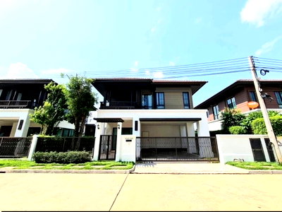 บ้านเดี่ยวให้เช่า : ให้เช่าบ้านเดี่ยว 2 ชั้น ในโครงการเศรษฐสิริ สันทราย-เชียงใหม่ ใกล้ตลาดรวมโชค (R992) T.0946511456