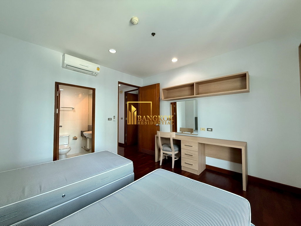 รูป Spacious 2 Bedroom Apartment For Rent in Phrom Phong - BR20883AP - รูปที่ 24/43