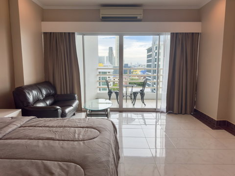 Luxury Studio Condo for Sale in Jomtien Pattaya at View Talay 8