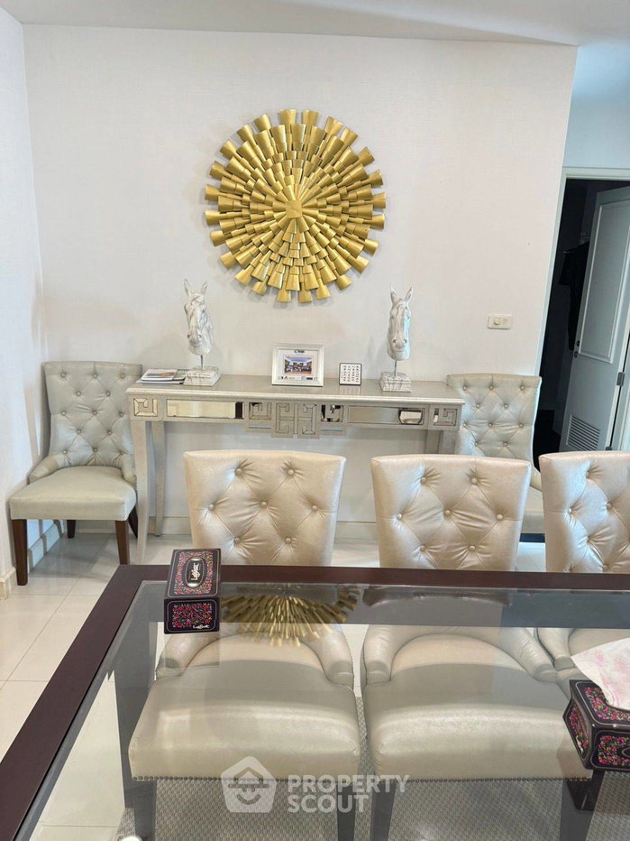 รูป คอนโดมิเนียม 3 ห้องนอน 268 ตร.ม. ชั้นสูง 30 ชั้น ขาย La Royale Beach Condo ใกล้พัทยา (ID 1901986) - รูปที่ 9/21
