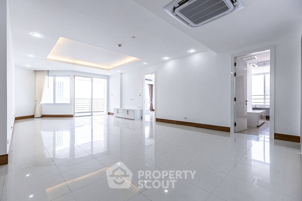 รูป คอนโด 2 ห้องนอน 148 ตร.ม. ชั้น 18 ขาย ที่ ลา รอยัล บีช คอนโด (ID 1863499) - รูปที่ 4/34