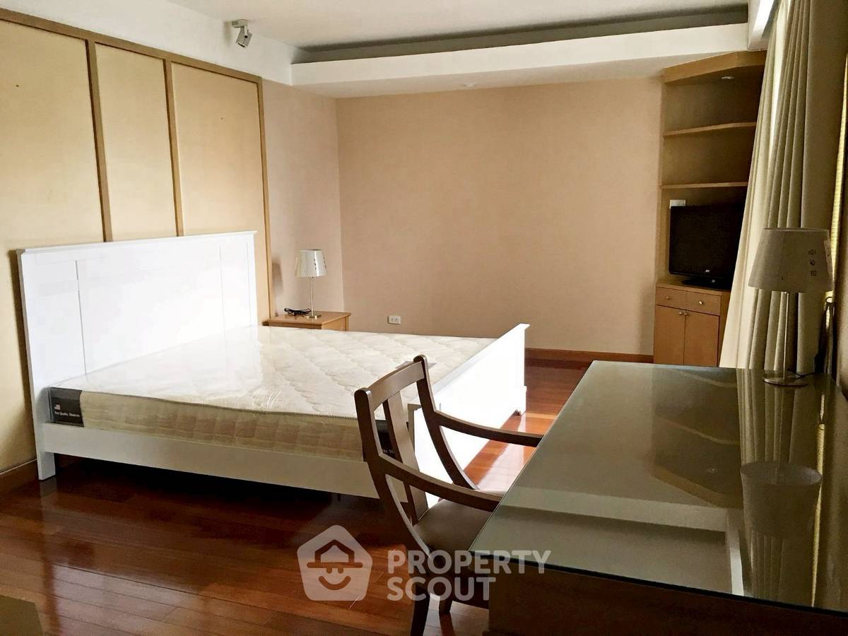 รูป คอนโด 4 ห้องนอน 250 ตร.ม. โครงการ สมคิด การ์เดนส์ ใกล้ BTS ชิดลม 300 ม. (ID 2764872) - รูปที่ 9/20