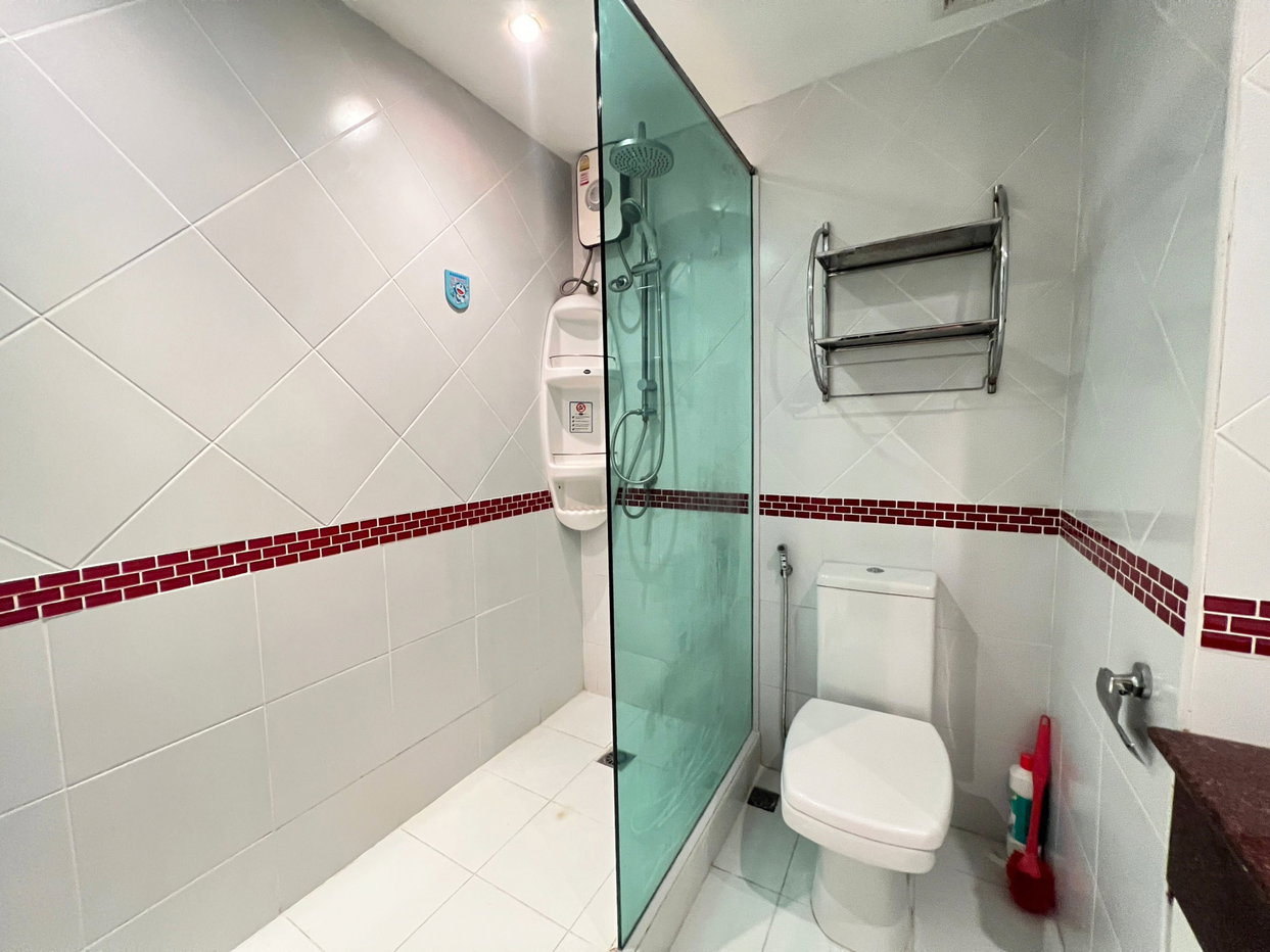 picture Studio Condo for Rent in Pattaya at Jomtien Beach Condominium - 9/11