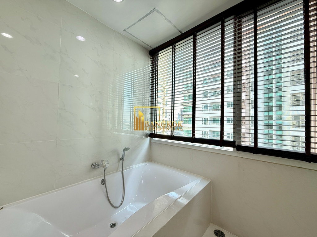 รูป Spacious 2 Bedroom Apartment For Rent in Phrom Phong - BR20883AP - รูปที่ 20/43