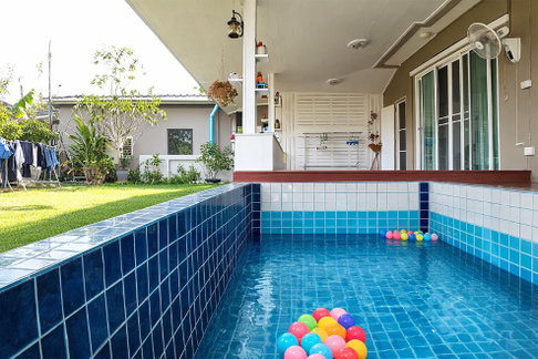 ขายบ้านเดี่ยว 2 ชั้น บ้านบึง ชลบุรี หมู่บ้านบูรพาเมาท์เท่น หลังมุม มีสระว่ายน้ำส่วนตัว 83 ตรว พร้อมอยู่