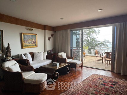 2-BR Condo at Baan Chomview Condo close to Khao Takiab beach (ID 2767082)
