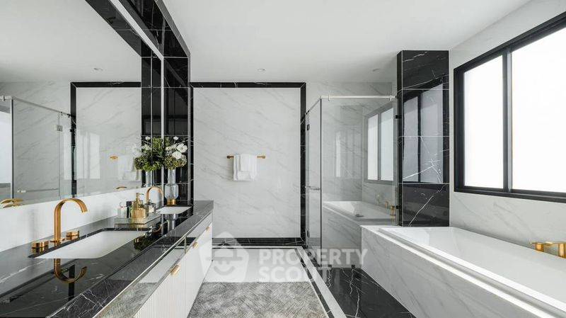 รูป เช่า บ้าน 6 ห้องนอน Modern ที่ CINQ ROYAL Krungthep Kreetha ใกล้ สะพานสูง กรุงเทพมหานคร (ID 2767416) - รูปที่ 9/17