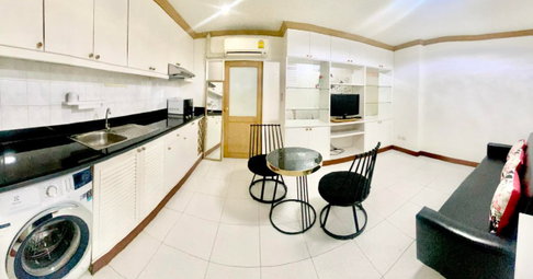 Rin House sukhumvit39. 1bed 50sqm. Line id: @pfagent