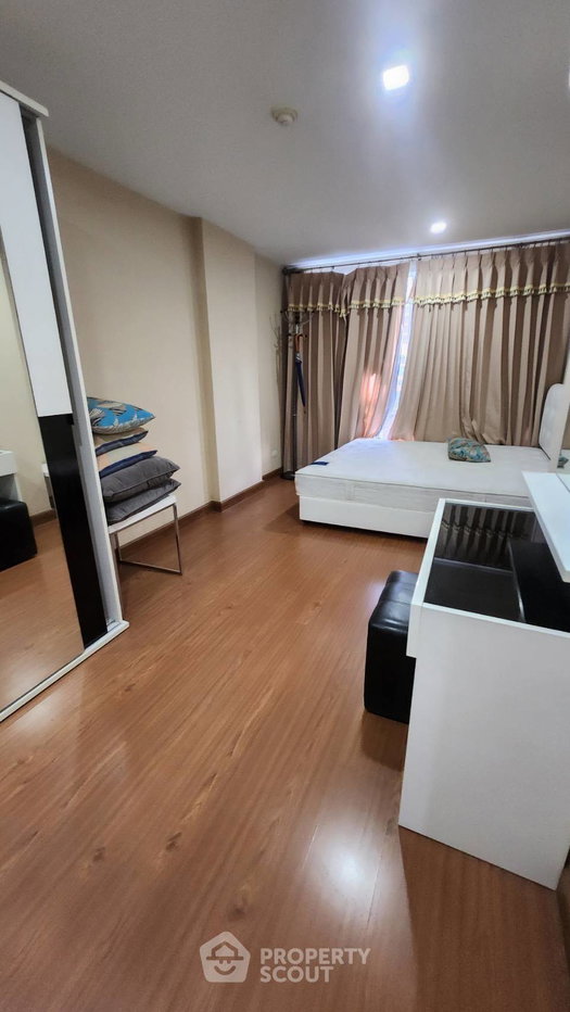 รูป คอนโด 1 ห้องนอน 50 ตร.ม. เดอะ เทรเชอร์ คอนโดมิเนียม ใกล้ BTS เซนต์หลุยส์ 400 ม. (ID 2768280) - รูปที่ 2/5