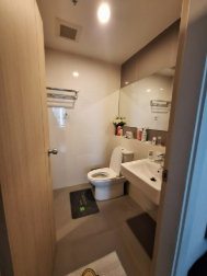 รูป 📢 ขายด่วน! คอนโด Amber Tiwanon Condominium ห้องแปลนพิเศษ ระเบียงกว้าง   💰 ราคาเพียง 3.90 ล้านบาท (ค่าโอนคนละครึ่ง) - รูปที่ 5/15