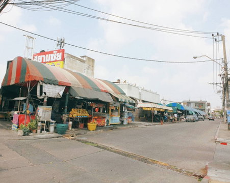 ขายที่ดินติดถนนใหญ่ ถนนนวมินทร์ 139 ติดตลาดซอยนวมินทร์ 139 เนื้อที่ 223.7 ตรว.ต่อรองได้