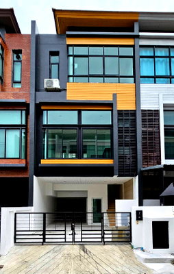 ทาวน์โฮม วิทยาลัยรัชต์ภาคย์เทคโนโลยีและการจัดการ : ทาวน์โฮม 3.5 ชั้น ทาวน์อินทาวน์ ใกล้โรงเรียนบดินทร์เดชา - โรงเรียนนานาชาติ เชื่อมต่อเส้นเลียบทางด่วนได้ทันที พร้อมเดินทางไปเอกมัย-ทองหล่อ 🚘