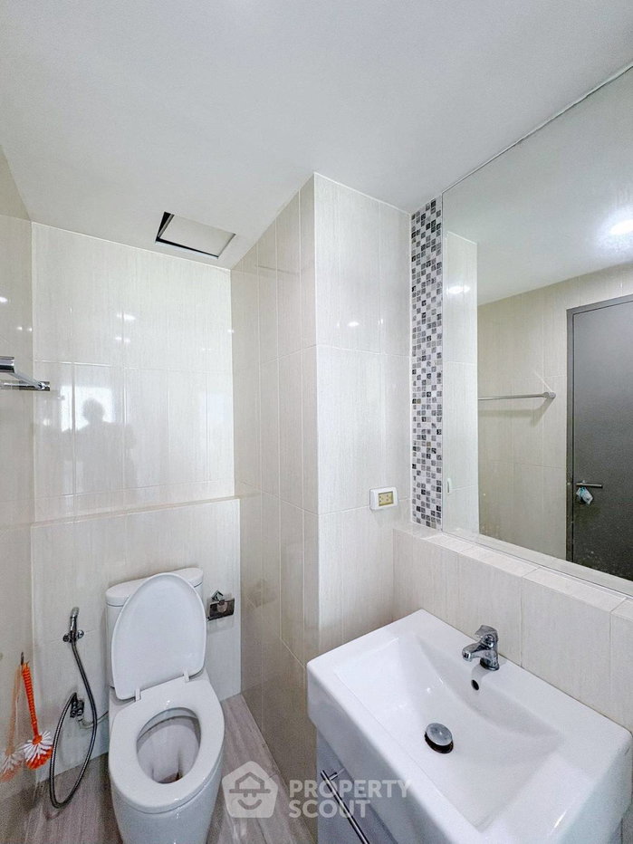 รูป ราคาดี คอนโด 2 ห้องนอน Life Ratchadapisek ชั้น 30 ใกล้ MRT ห้วยขวาง (ID 2541903) - รูปที่ 15/16