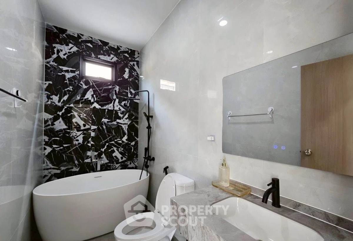รูป 3 ห้องนอน วิลล่าให้เช่า พัทยา นาจอมเทียน บางละมุง ชลบุรี (ID 2769273) - รูปที่ 9/9